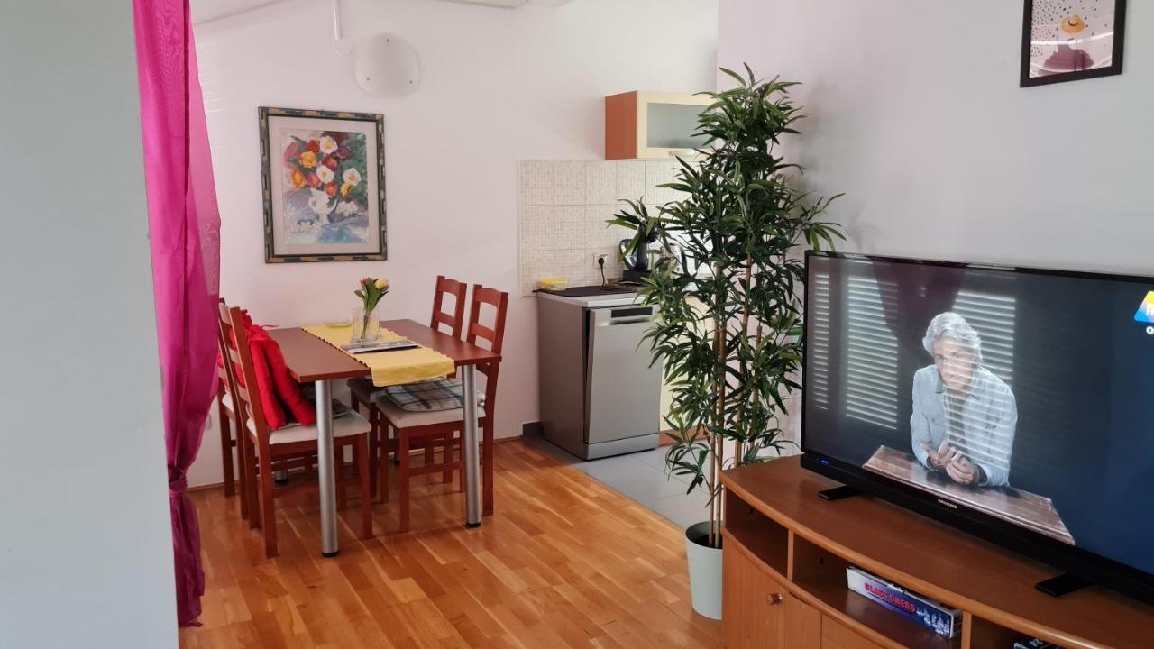 Apartman Bella 茨雷斯 外观 照片